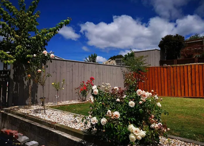 Holiday home Spacious Utuhina House *